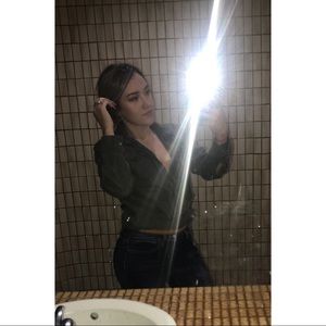 Meet your Posher, Leticia